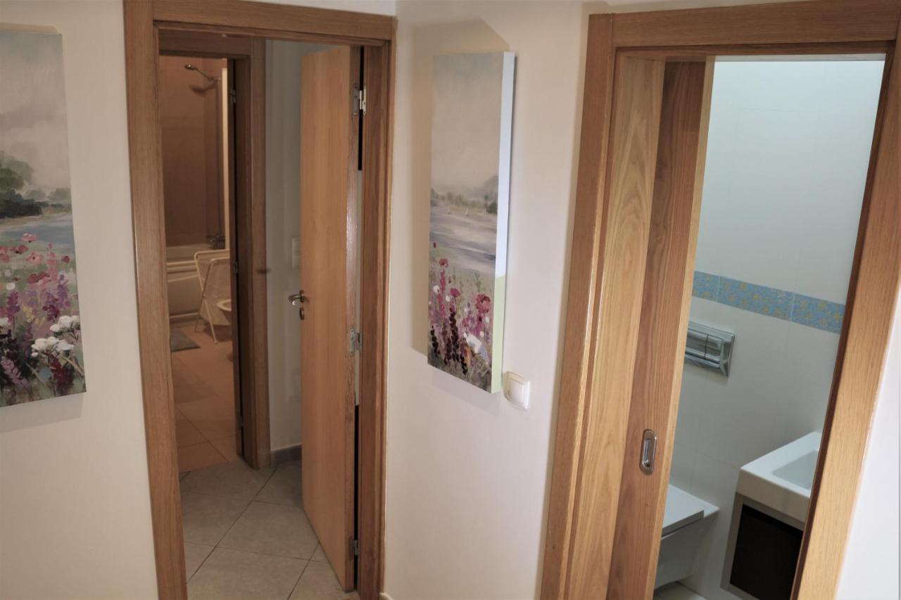 Lovely Apartment In Carvoeiro By The Beach 외부 사진