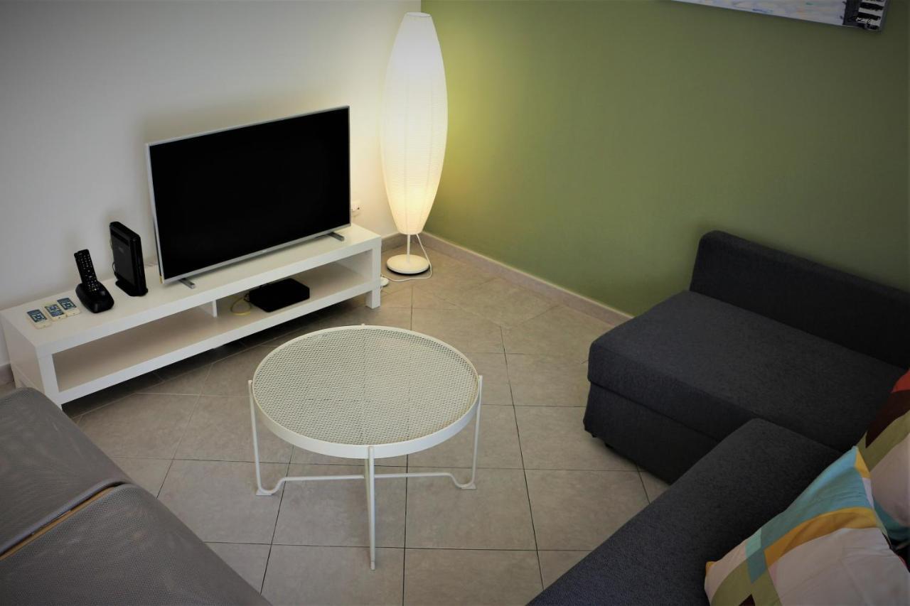 Lovely Apartment In Carvoeiro By The Beach 외부 사진