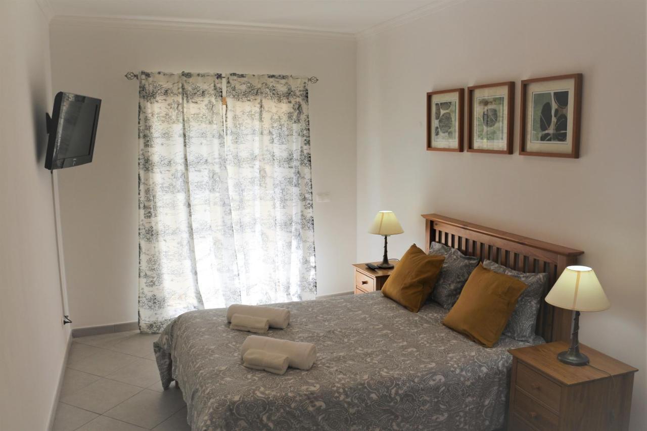 Lovely Apartment In Carvoeiro By The Beach 외부 사진