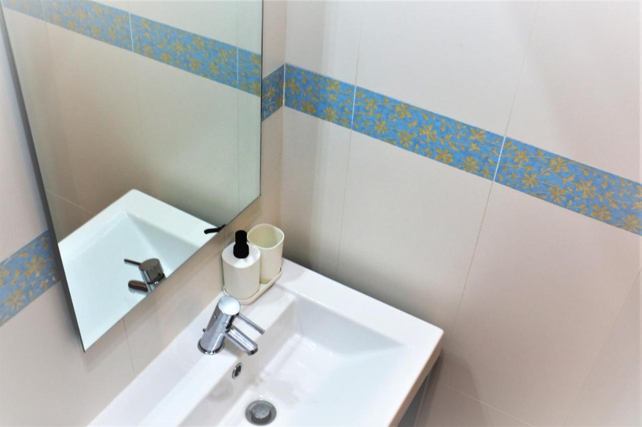 Lovely Apartment In Carvoeiro By The Beach 외부 사진