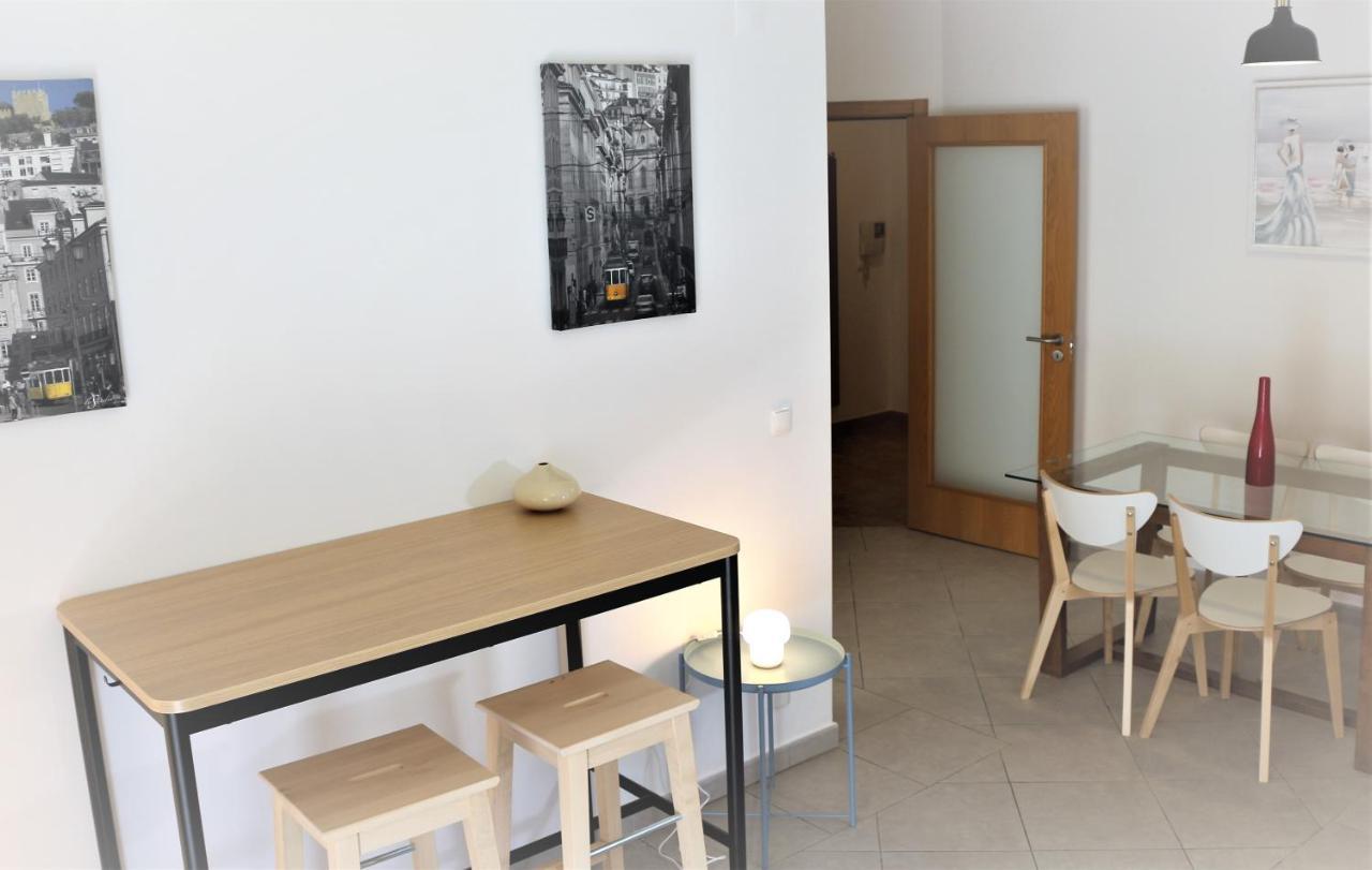 Lovely Apartment In Carvoeiro By The Beach 외부 사진